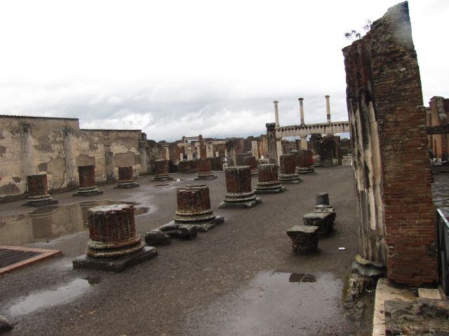 Rim - Neapelj - Pompeji april 2012 - foto