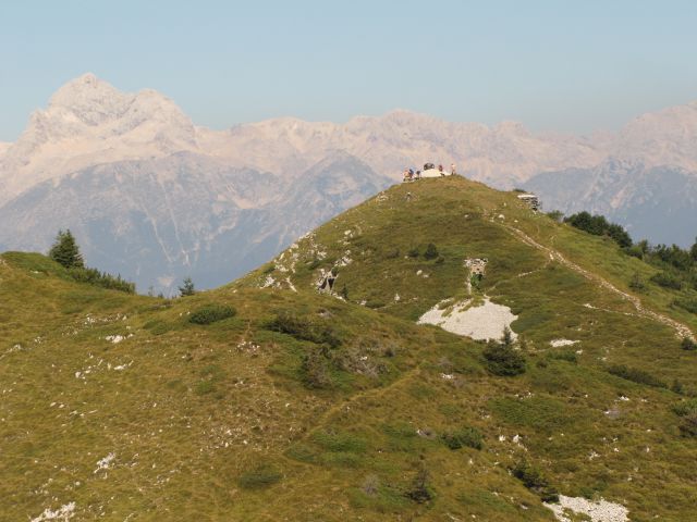 Krožna tura po vrhovih na Soriško planino - foto