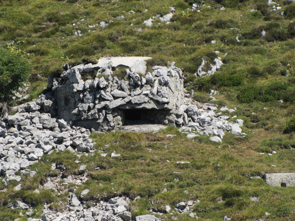 Krožna tura po vrhovih na Soriško planino - foto povečava