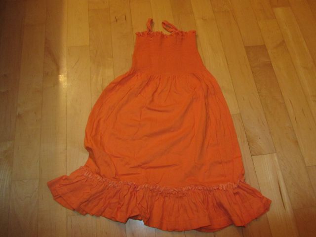 Oranžna poletna obleka 110/116, 2 eur