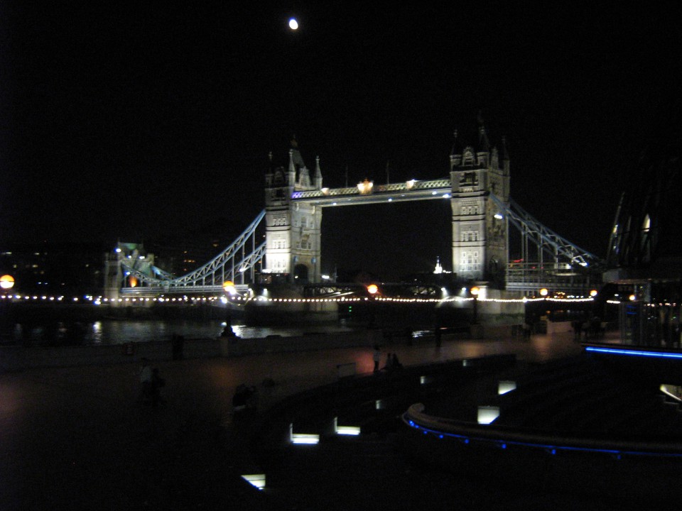 LONDON 08 - foto povečava