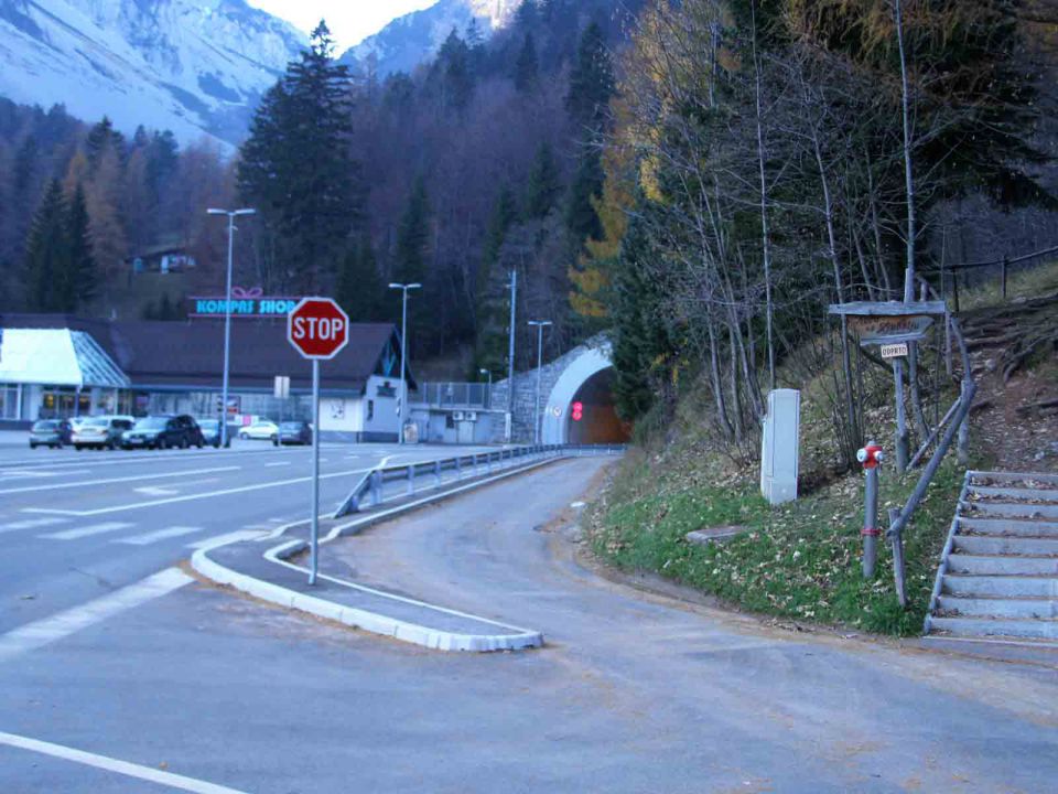 Stari prehod Ljubelj november 2011 - foto povečava
