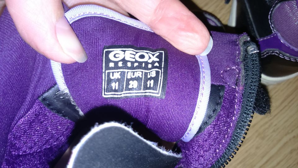geox visoki čevlji št. 29. 15€
