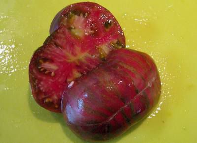 Dark Copia - cut fruit
