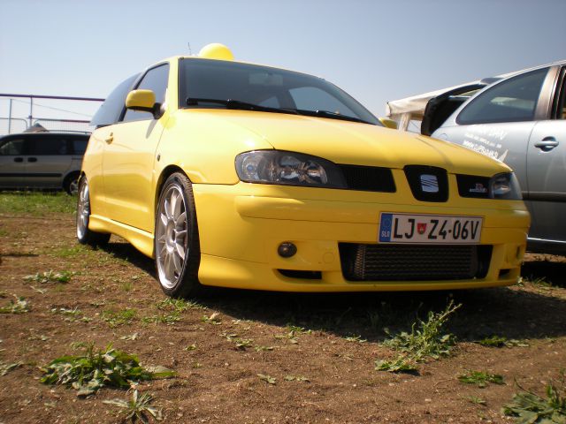 CUPRA DAN LESCE - foto