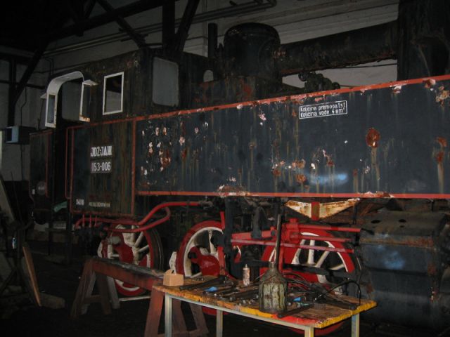 Parna lokomotiva 153-006 - foto