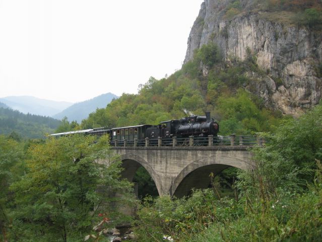 Šarganska 8-ca - foto