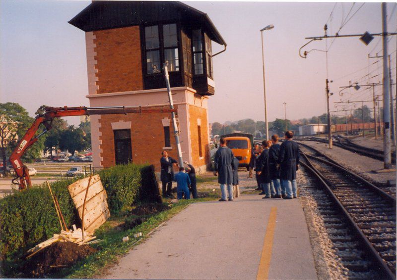 Stare fotografije postavljalnice - foto povečava