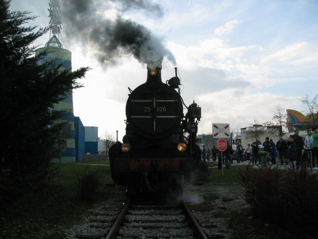Miklavžev vlak v BTC 04.12.2011 - foto