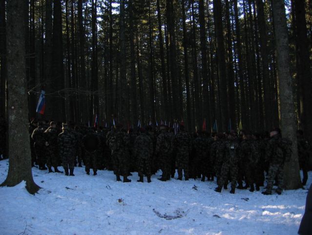 Pohod na Tri žeblje 07.01.2012 - foto