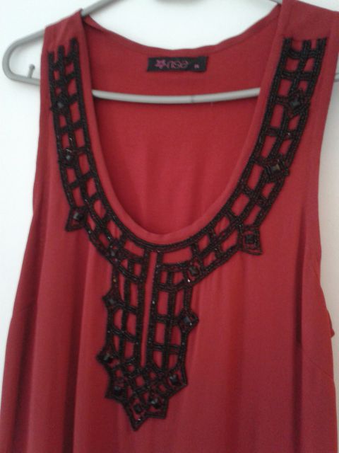 Rdeča REISS obleka (od blizu) 10 eur