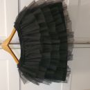 Tu tu 152-158 5€