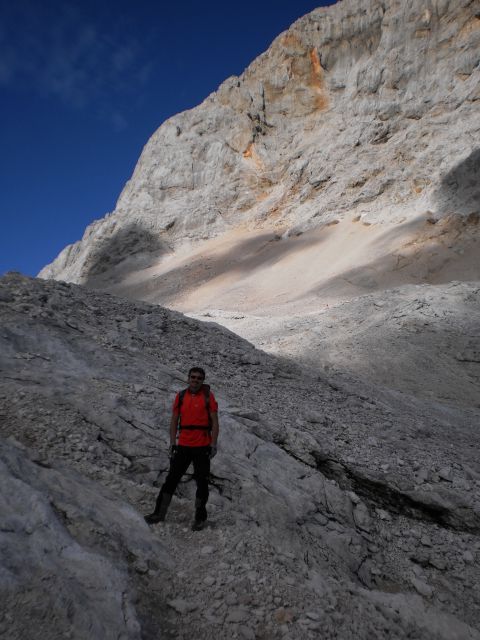 Pred meliščem na poti na Triglav