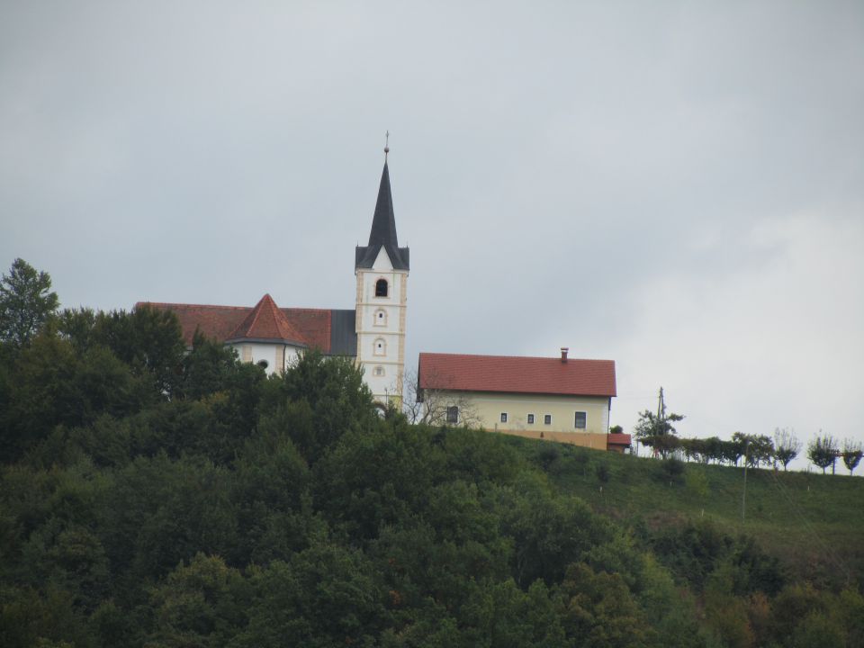 Cilj, romarska cerkev sv. Ane na Velikem Vrhu