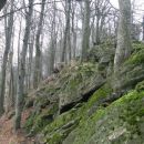 Proti piramidi