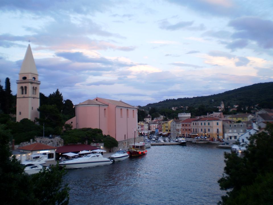 Cres i Lošinj, 1. dan - foto povečava