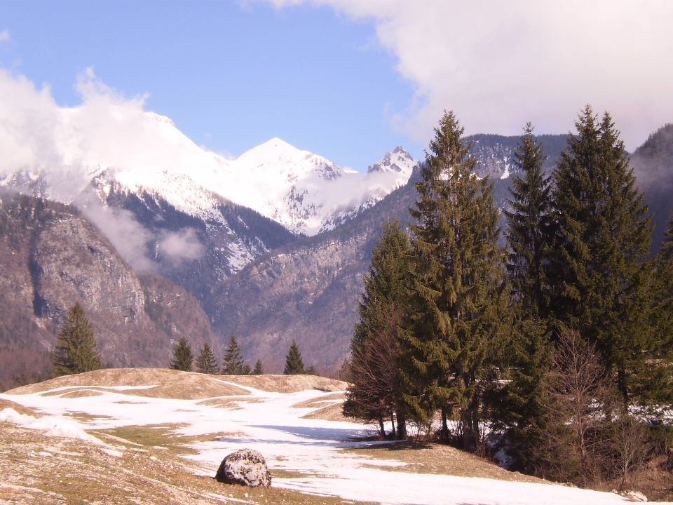 April 2013 - foto povečava