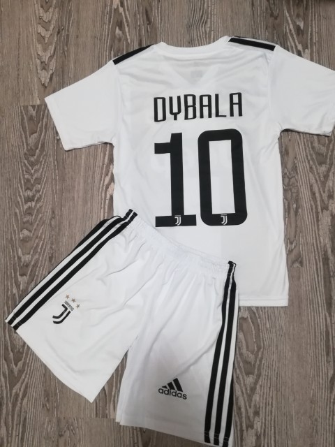 Dybala, Juventus, adidas