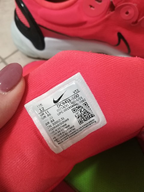 Nike teniske št. 46, brezhibne!! - foto