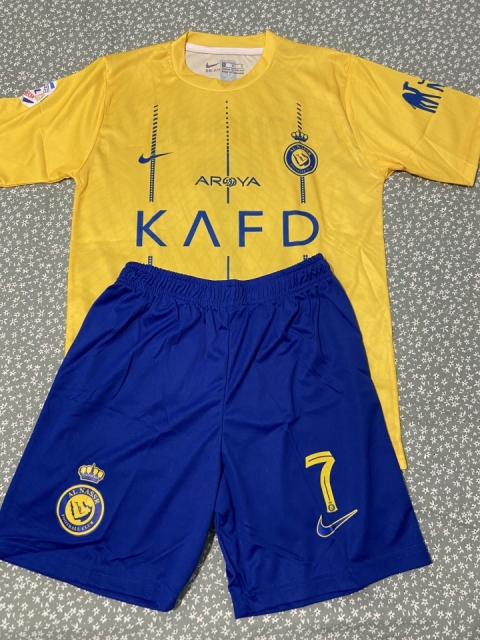 Mbpappe, Bellingham, Ronaldo dres - foto