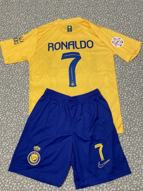Mbpappe, Bellingham, Ronaldo dres - foto