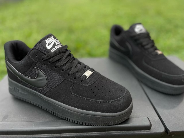 Nike št. 44