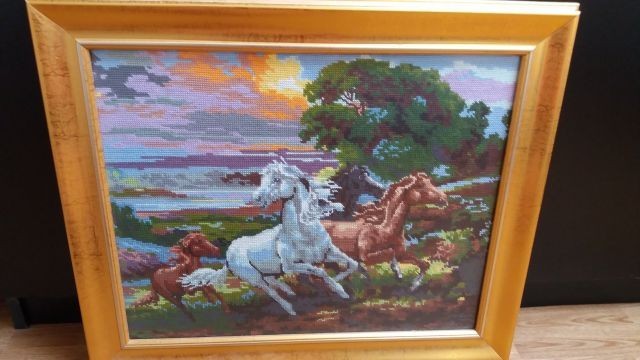 Gobelin konji...natančno izdelan in okvirjen..100€