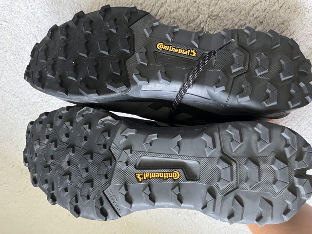 Adidas 44 2-3 goretex,obute 1x…60€