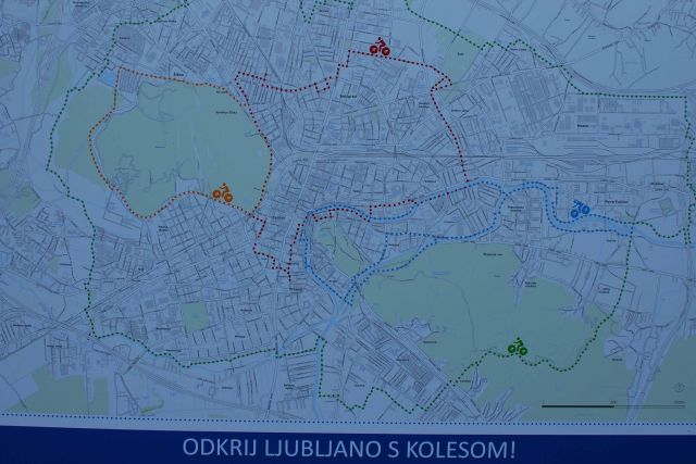 Razstava na Krakovskem nasipu: Odkrij Ljubljano s kolesom!
