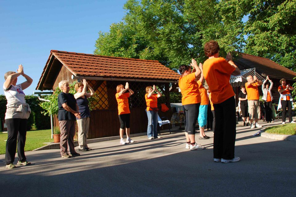 Šola zdravja - 4.obletnica skupine Livada - foto povečava