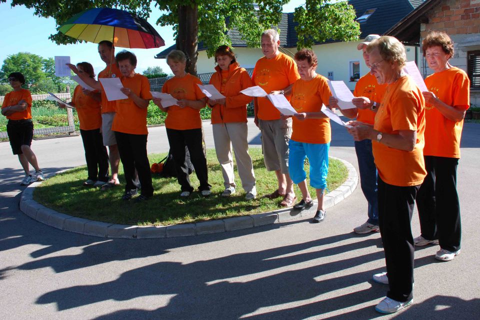 Šola zdravja - 4.obletnica skupine Livada - foto povečava