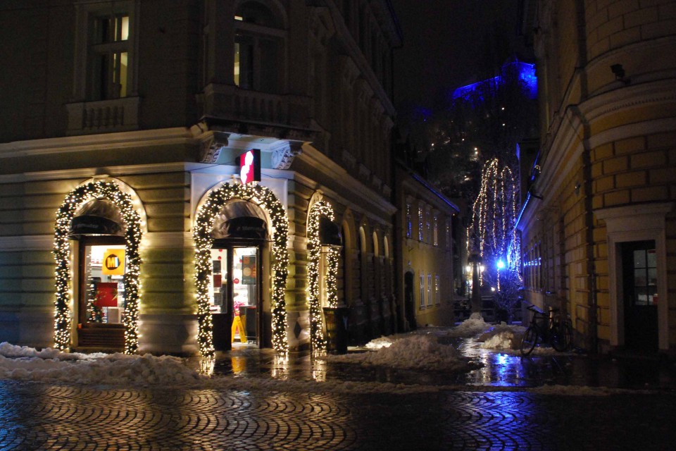 Praznična osvetlitev Ljubljane - foto povečava