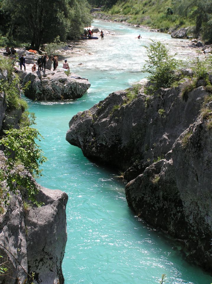 Trenta dolina reke soče ali smaragdne reke  - foto povečava
