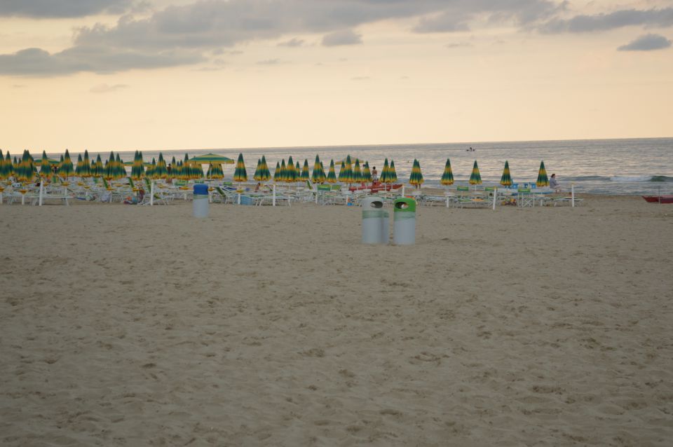 Potep po italijanskih plažah - foto povečava