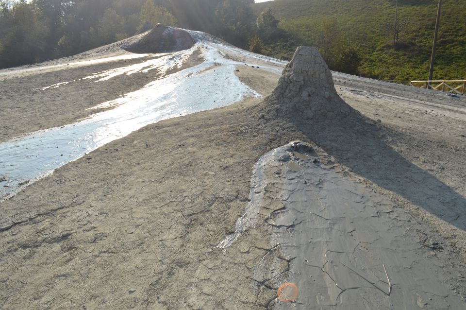 Maranelo - blatni vulkani - foto povečava