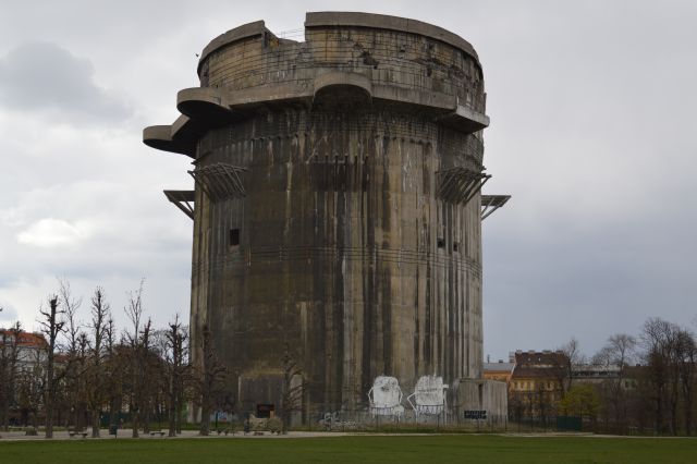 Dunaj- bunkerji za protiletalske tope  - foto