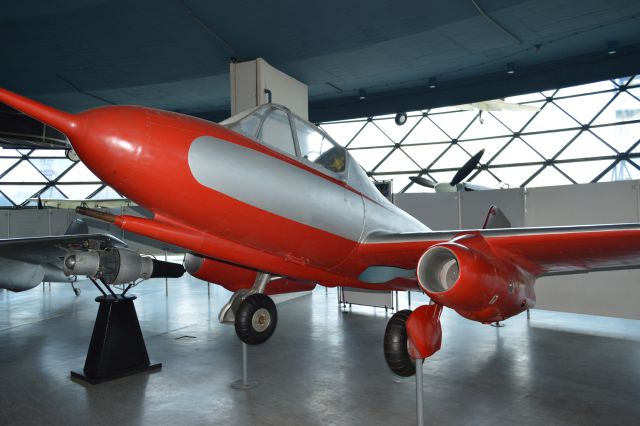 Letalski muzej v beogradu - foto