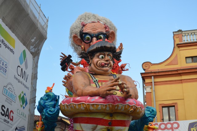 Pustni karneval cento -italija - foto