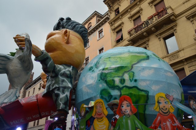 Pustni karneval verona - italija - foto