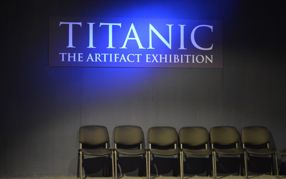 Titanik razstava Krakov  artiklov iz globine  - foto povečava