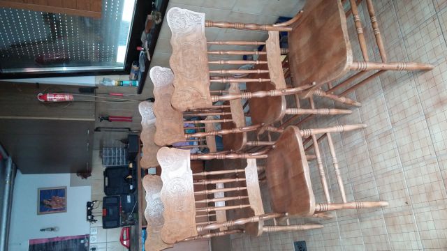 Stilni leseni stoli - foto