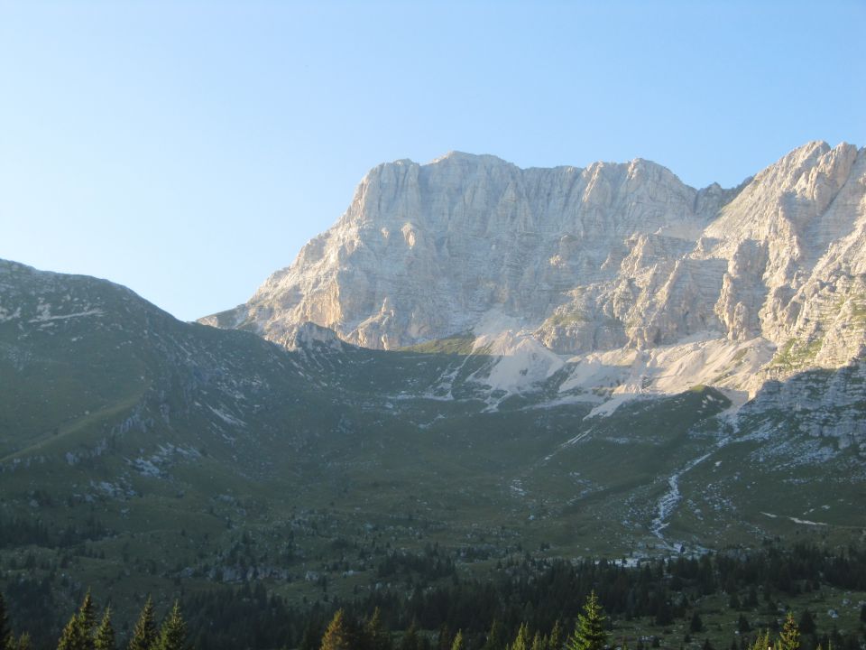 14.8. Montaž 2753m - foto povečava