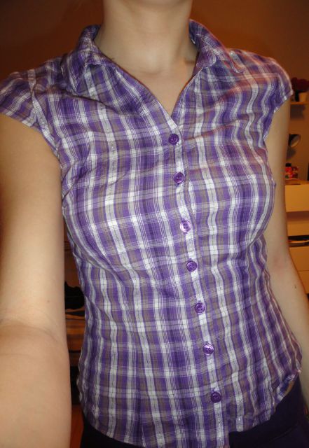 Vijolična srajca, bluza