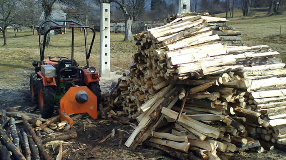 Traktori Tomo Vinkovic - foto povečava