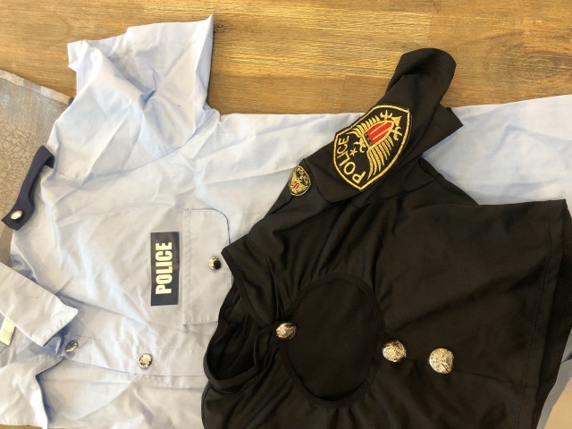 Odrasli kostum za policaja in policistko