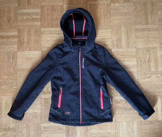 Ca softshell jakna, št. 140, cena: 6€