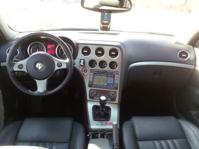 Alfa Romeo 159 - foto