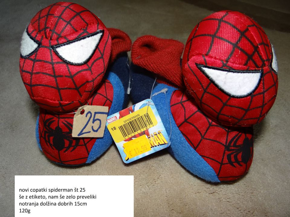 copati spiderman 7€