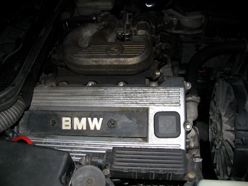 BMW E36 318is Touring - foto povečava