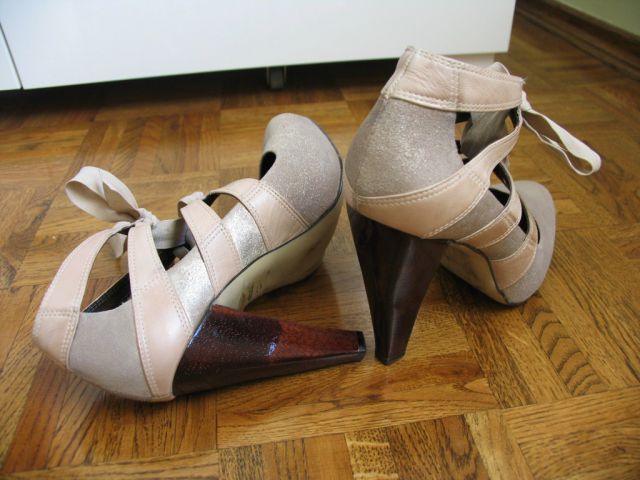 Čevlji s peto (Asos, Zara, Faith....) - foto